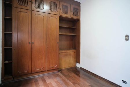 Casa à venda com 140m², 3 quartos e 4 vagas Casa à venda com 140m², 3 quartos e 4 vagasQuarto 1