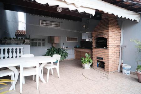 Casa à venda com 140m², 3 quartos e 4 vagas Casa à venda com 140m², 3 quartos e 4 vagasÁrea comum