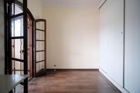 Casa à venda com 140m², 3 quartos e 4 vagas Casa à venda com 140m², 3 quartos e 4 vagasQuarto 2