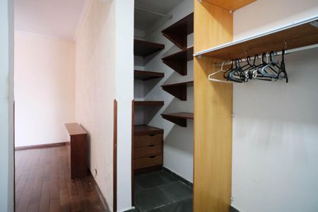 Casa à venda com 140m², 3 quartos e 4 vagas Casa à venda com 140m², 3 quartos e 4 vagasQuarto 3