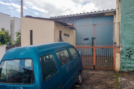 Casa à venda com 70m², 2 quartos e 2 vagas Casa à venda com 70m², 2 quartos e 2 vagasFachada