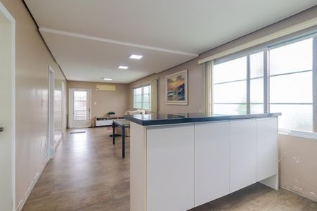 Casa à venda com 70m², 2 quartos e 2 vagas Casa à venda com 70m², 2 quartos e 2 vagasCozinha