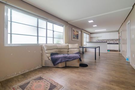 Casa à venda com 70m², 2 quartos e 2 vagas Casa à venda com 70m², 2 quartos e 2 vagasSala