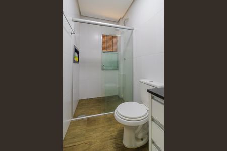 Casa à venda com 70m², 2 quartos e 2 vagas Casa à venda com 70m², 2 quartos e 2 vagasBanheiro