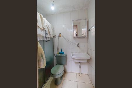 Casa à venda com 70m², 2 quartos e 2 vagas Casa à venda com 70m², 2 quartos e 2 vagasBanheiro 2