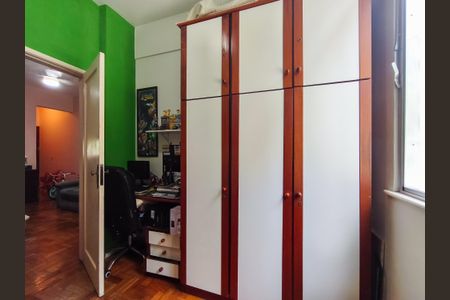 Apartamento à venda com 90m², 2 quartos e 1 vaga Apartamento à venda com 90m², 2 quartos e 1 vagaQuarto 1