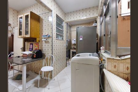 Apartamento à venda com 90m², 2 quartos e 1 vaga Apartamento à venda com 90m², 2 quartos e 1 vagaCozinha e Área de Serviço