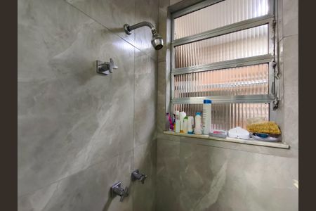 Apartamento à venda com 90m², 2 quartos e 1 vaga Apartamento à venda com 90m², 2 quartos e 1 vagaBanheiro Corredor