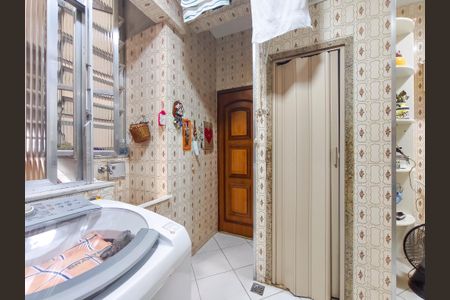 Apartamento à venda com 90m², 2 quartos e 1 vaga Apartamento à venda com 90m², 2 quartos e 1 vagaCozinha e Área de Serviço