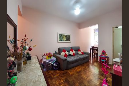 Apartamento à venda com 90m², 2 quartos e 1 vaga Apartamento à venda com 90m², 2 quartos e 1 vagaSala