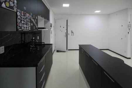 Apartamento para alugar com 63m², 2 quartos e 1 vaga Apartamento para alugar com 63m², 2 quartos e 1 vagaCozinha
