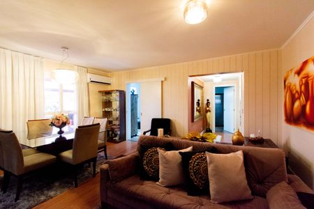 Apartamento à venda com 179m², 3 quartos e sem vaga Apartamento à venda com 179m², 3 quartos e sem vagaSala