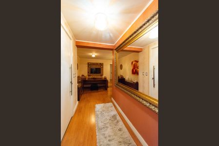 Apartamento à venda com 179m², 3 quartos e sem vaga Apartamento à venda com 179m², 3 quartos e sem vagaCorredor