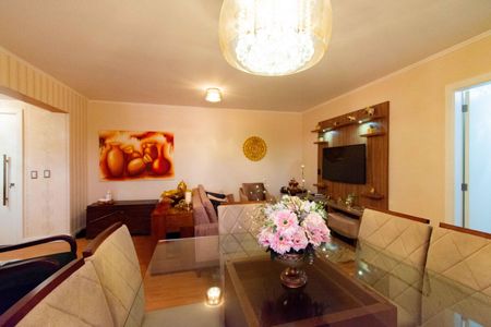 Apartamento à venda com 179m², 3 quartos e sem vaga Apartamento à venda com 179m², 3 quartos e sem vagaSala