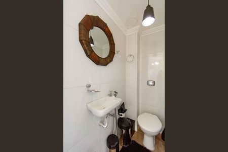 Apartamento à venda com 179m², 3 quartos e sem vaga Apartamento à venda com 179m², 3 quartos e sem vagaBanheiro de Serviço