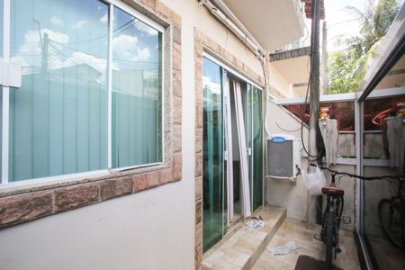 Casa de condomínio à venda com 130m², 3 quartos e 3 vagas Casa de condomínio à venda com 130m², 3 quartos e 3 vagasCorredor de Entrada