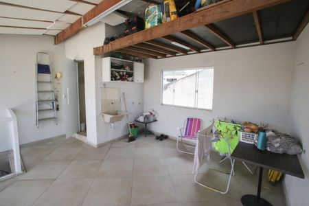 Casa de condomínio à venda com 130m², 3 quartos e 3 vagas Casa de condomínio à venda com 130m², 3 quartos e 3 vagasTerraço