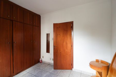 Casa à venda com 117m², 2 quartos e 3 vagas Casa à venda com 117m², 2 quartos e 3 vagasQuarto 2