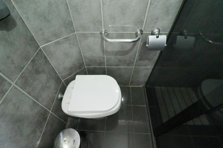 Casa à venda com 117m², 2 quartos e 3 vagas Casa à venda com 117m², 2 quartos e 3 vagasBanheiro 1