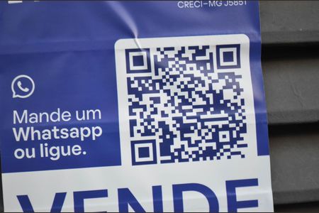 Apartamento à venda com 212m², 4 quartos e 3 vagas Apartamento à venda com 212m², 4 quartos e 3 vagasQrcode