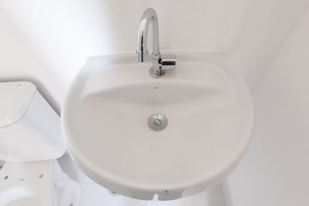 Apartamento para alugar com 33m², 2 quartos e sem vaga Apartamento para alugar com 33m², 2 quartos e sem vagaDetalhe banheiro