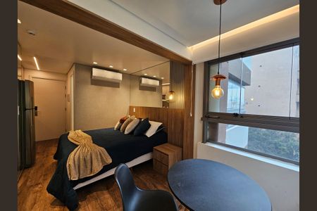 Studio para alugar com 23m², 1 quarto e sem vaga Studio para alugar com 23m², 1 quarto e sem vagaVaranda