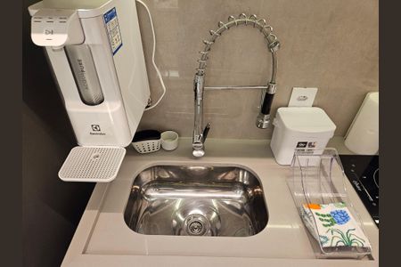 Studio para alugar com 23m², 1 quarto e sem vaga Studio para alugar com 23m², 1 quarto e sem vagaCozinha