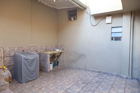 Casa à venda com 178m², 3 quartos e 2 vagas Casa à venda com 178m², 3 quartos e 2 vagasÁrea de Serviço