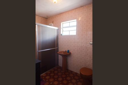 Casa à venda com 178m², 3 quartos e 2 vagas Casa à venda com 178m², 3 quartos e 2 vagasBanheiro