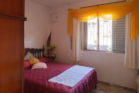 Casa à venda com 178m², 3 quartos e 2 vagas Casa à venda com 178m², 3 quartos e 2 vagasQuarto 2