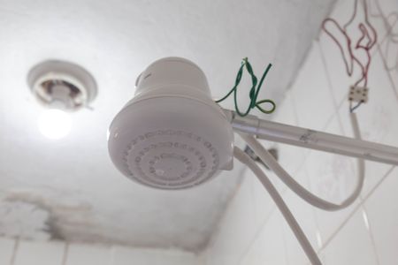 Casa à venda com 178m², 3 quartos e 2 vagas Casa à venda com 178m², 3 quartos e 2 vagasBanheiro 2