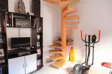 Casa à venda com 178m², 3 quartos e 2 vagas Casa à venda com 178m², 3 quartos e 2 vagasSala 2