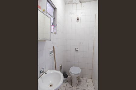 Casa à venda com 178m², 3 quartos e 2 vagas Casa à venda com 178m², 3 quartos e 2 vagasBanheiro 2