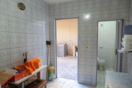 Casa à venda com 178m², 3 quartos e 2 vagas Casa à venda com 178m², 3 quartos e 2 vagasCozinha
