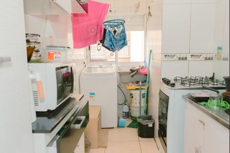 Apartamento para alugar com 50m², 2 quartos e 1 vaga Apartamento para alugar com 50m², 2 quartos e 1 vagaCozinha + Área de serviço