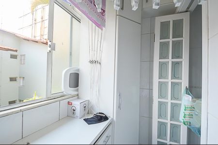 Apartamento à venda com 55m², 2 quartos e 1 vaga Apartamento à venda com 55m², 2 quartos e 1 vagaÁrea de Serviço