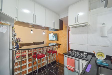Apartamento à venda com 55m², 2 quartos e 1 vaga Apartamento à venda com 55m², 2 quartos e 1 vagaCozinha