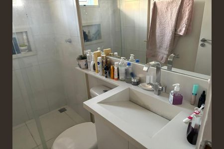 Casa de condomínio à venda com 69m², 2 quartos e 2 vagas Casa de condomínio à venda com 69m², 2 quartos e 2 vagasBanheiro