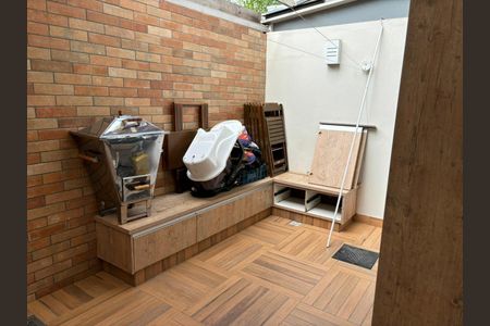 Casa de condomínio à venda com 69m², 2 quartos e 2 vagas Casa de condomínio à venda com 69m², 2 quartos e 2 vagasÁrea de Serviço