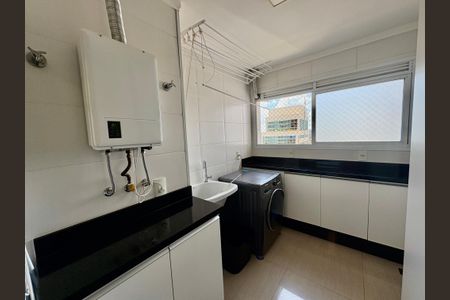 Apartamento à venda com 108m², 3 quartos e 2 vagas Apartamento à venda com 108m², 3 quartos e 2 vagasÁrea de Serviço