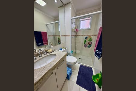 Apartamento à venda com 108m², 3 quartos e 2 vagas Apartamento à venda com 108m², 3 quartos e 2 vagasBanheiro Social