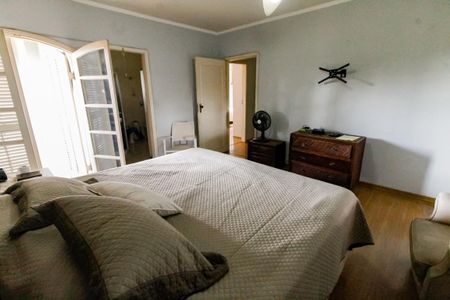 Casa à venda com 227m², 3 quartos e 4 vagas Casa à venda com 227m², 3 quartos e 4 vagasSuíte 1
