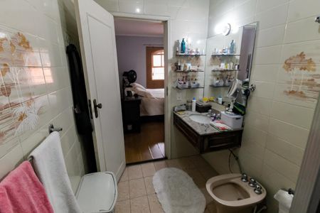 Casa à venda com 227m², 3 quartos e 4 vagas Casa à venda com 227m², 3 quartos e 4 vagasBanheiro da Suíte 3