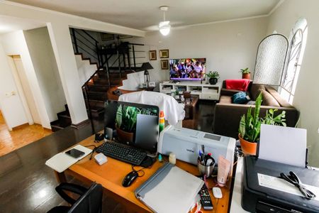 Casa à venda com 227m², 3 quartos e 4 vagas Casa à venda com 227m², 3 quartos e 4 vagasSala