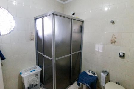 Casa à venda com 227m², 3 quartos e 4 vagas Casa à venda com 227m², 3 quartos e 4 vagasBanheiro da Suíte 1
