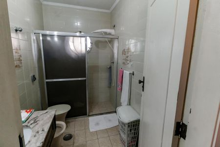 Casa à venda com 227m², 3 quartos e 4 vagas Casa à venda com 227m², 3 quartos e 4 vagasBanheiro da Suíte 3