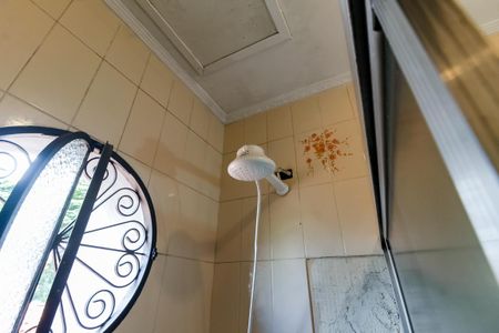 Casa à venda com 227m², 3 quartos e 4 vagas Casa à venda com 227m², 3 quartos e 4 vagasBanheiro da Suíte 2 - chuveiro