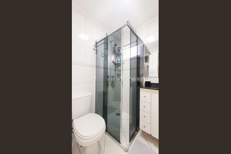 Apartamento à venda com 66m², 2 quartos e 2 vagas Apartamento à venda com 66m², 2 quartos e 2 vagasBanheiro da Suite