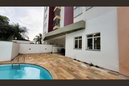 Apartamento à venda com 66m², 2 quartos e 2 vagas Apartamento à venda com 66m², 2 quartos e 2 vagasÁrea comum - Piscina