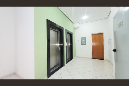 Apartamento à venda com 66m², 2 quartos e 2 vagas Apartamento à venda com 66m², 2 quartos e 2 vagasHall de entrada